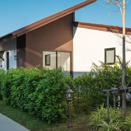 Thames Tara Private Pool Villa Rawai Phuket-2